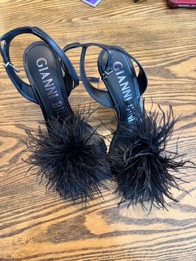 Gianni Bini Black Feather Pom Slingback Heels